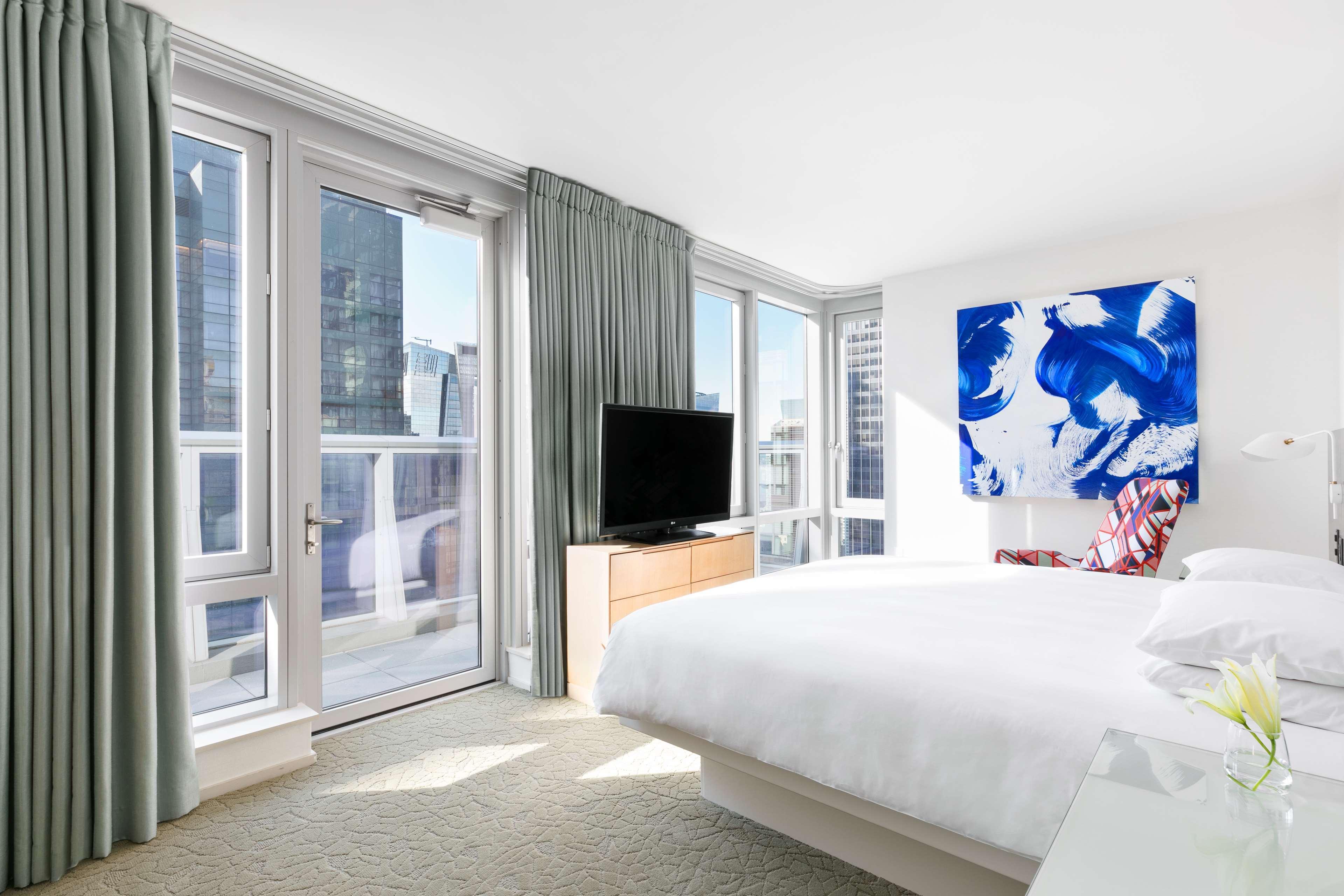 HOTEL HOLIDAY INN EXPRESS MANHATTAN TIMES SQUARE SOUTH NEW YORK, NY 3*  (United States) - from US$ 223 | BOOKED